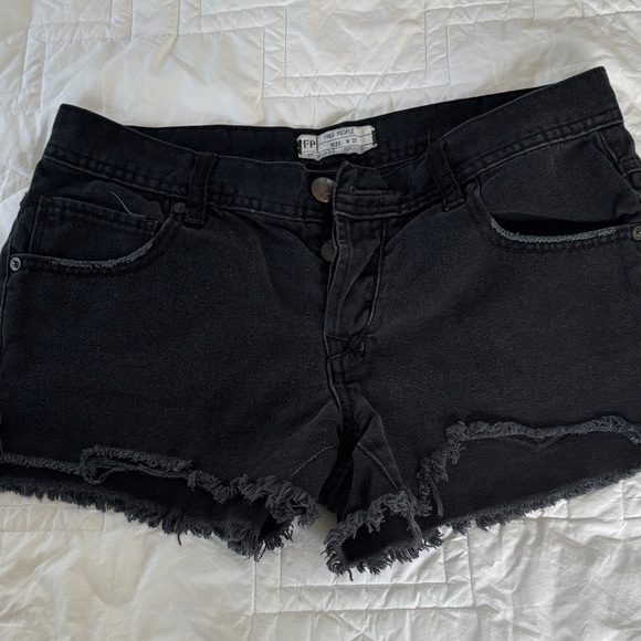 Free People Shorts - Picture 1 of 3